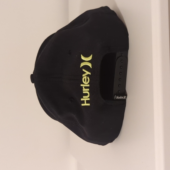 Hurley black/green reflective logo - Picture 2 of 4